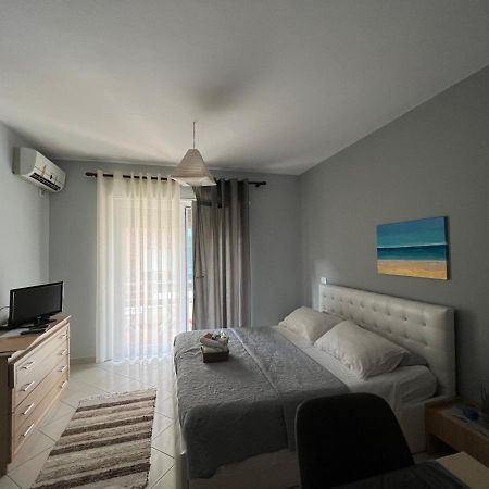 Emi Sol Apartment Vlorë エクステリア 写真