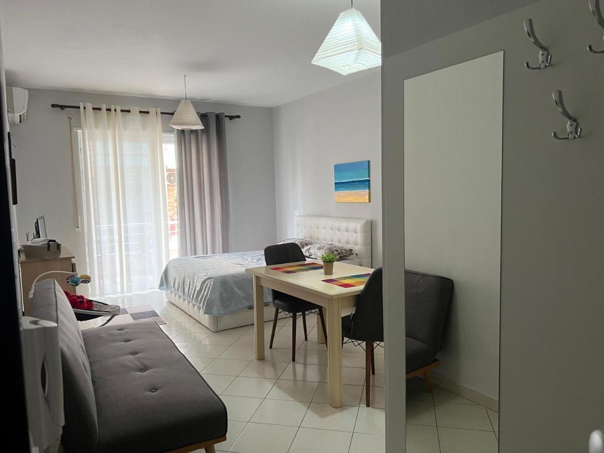 Emi Sol Apartment Vlorë エクステリア 写真