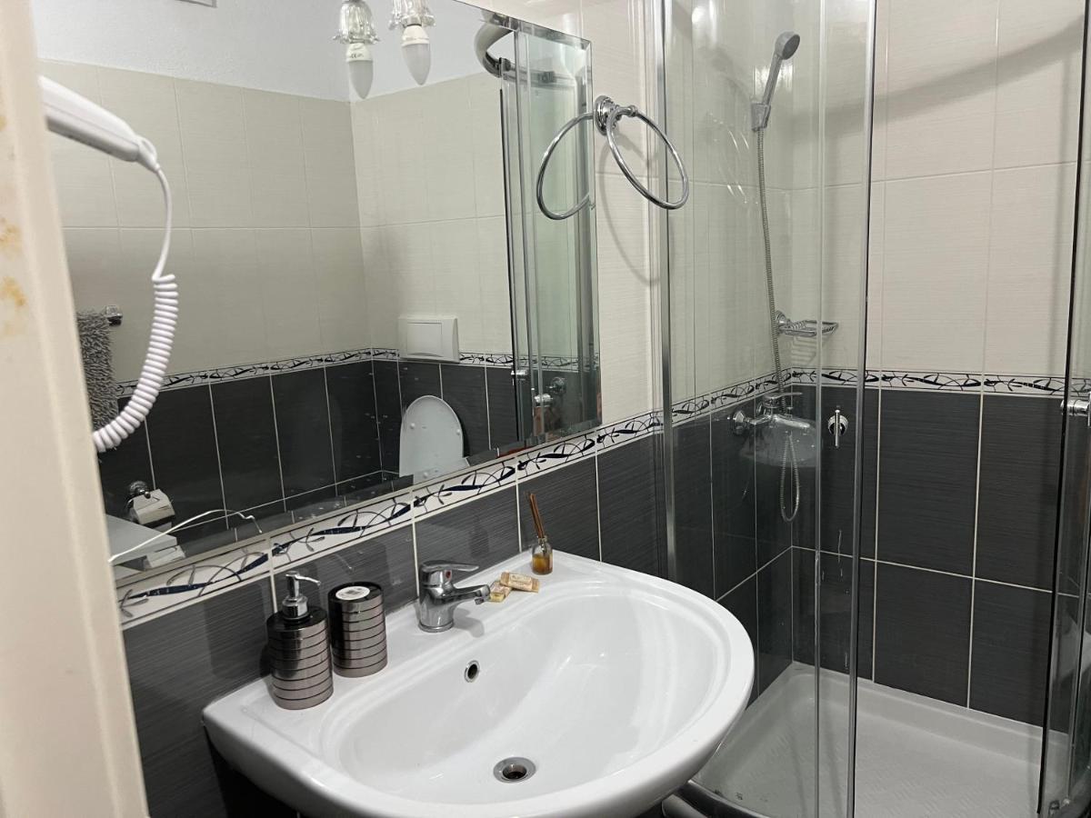 Emi Sol Apartment Vlorë エクステリア 写真
