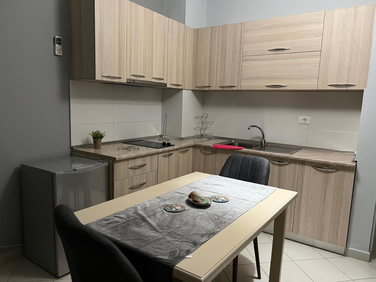 Emi Sol Apartment Vlorë エクステリア 写真